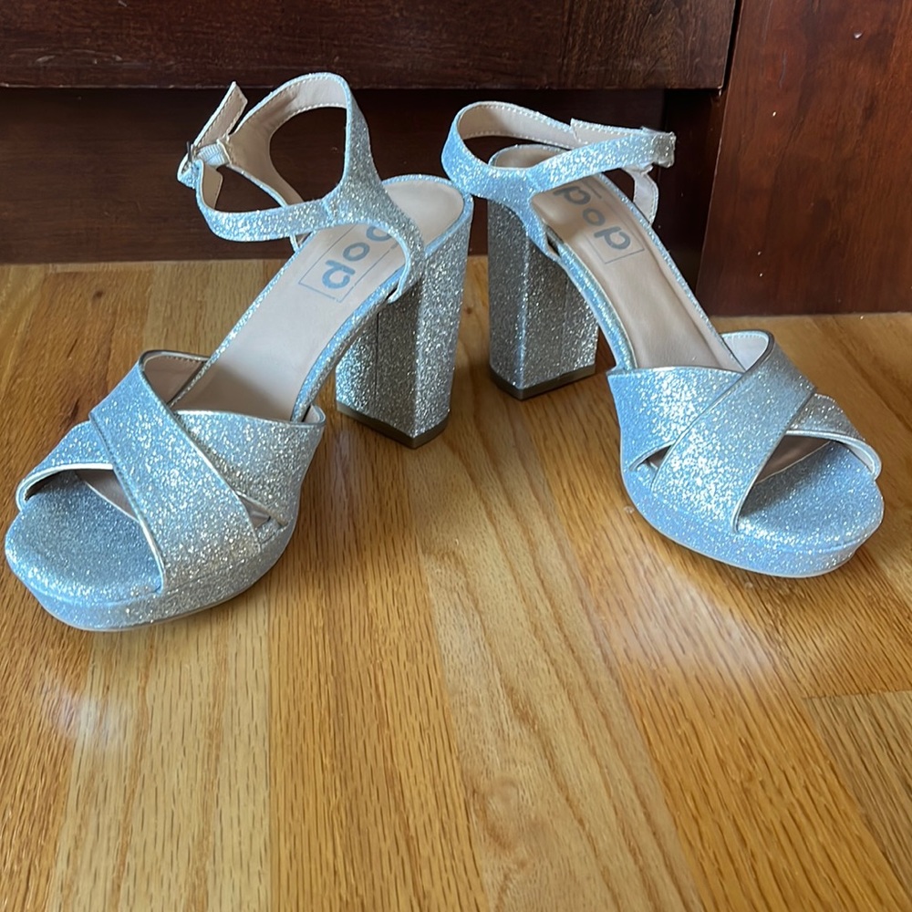 Silver glitter block heel pumps